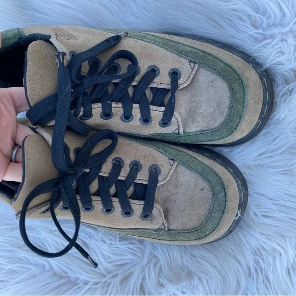 Dr Martens 90s 8345 Vtg Y2K England beige green platform shoes UK7 US approx 9